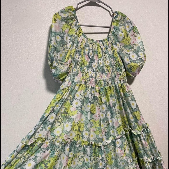 Not for sale ;) but I looking for this dress - Picture 1 of 1